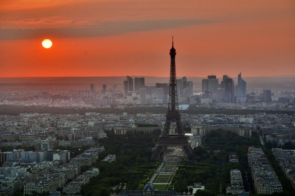 Visit the Eiffel Tower, symbol of Paris .